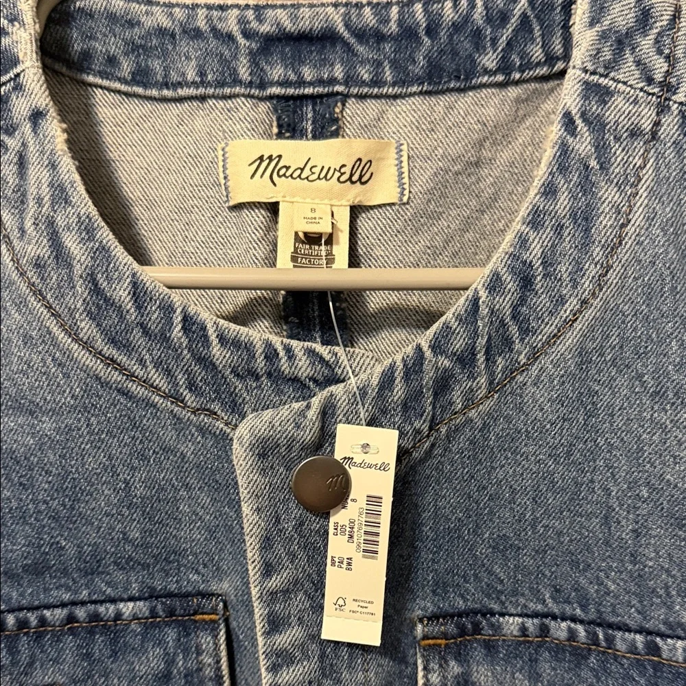 Madewell Denim Sleeveless Vest NWT Size 8 - Picture 2 of 2